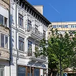 Apartment Old Town Luxury