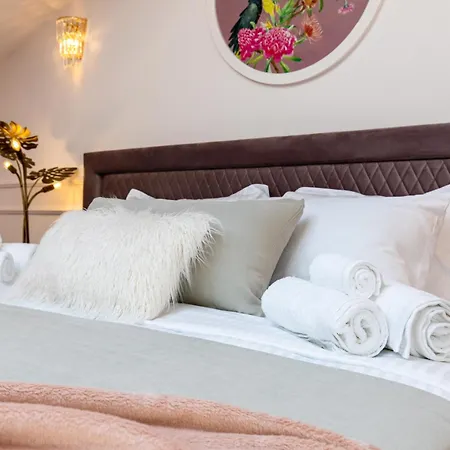 Apartment Old Town Luxury *