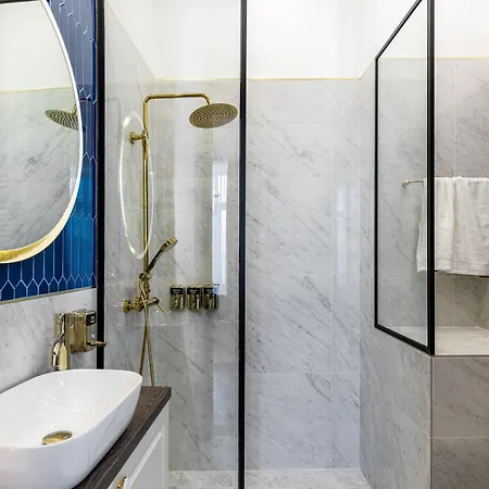 Apartment Old Town Luxury