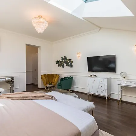 Old Town Luxury * Bukareszt