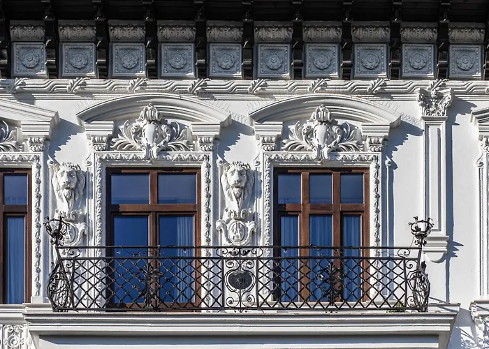 Old Town Luxury *